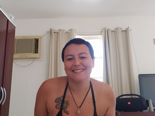 AmyAbadeer Amateur Masturbating