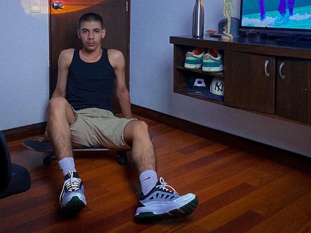 MateoTaylor Amateur Masturbating